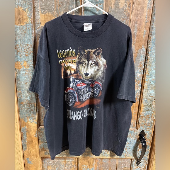 Men’s Durango Colorado T-Shirt Well Worn 2XL XXL Wolf Motorcycle - Picture 1 of 6